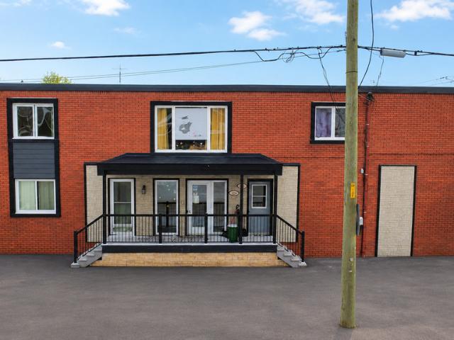 Appartement à Louer 230 10ème Avenue S, Fleurimont Sherbrooke 7 photos | Logis Québec