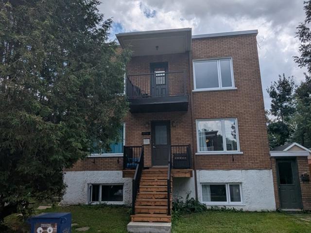 Appartement à Louer 236 Rue Des Saules E Québec, QC, G1L 1R7, La Cité Limoilou Québec 7 photos | Logis Québec