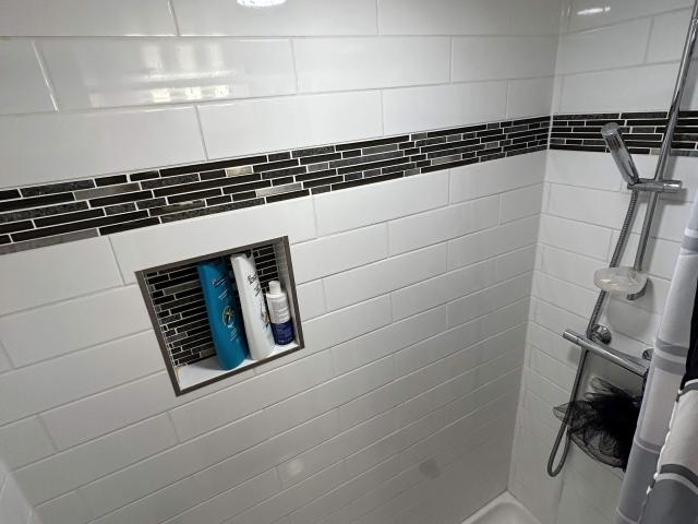 Appartement à Louer 239 Bd Deguire Saint Laurent H4N 1P2, Saint Laurent Montréal | Logis Québec