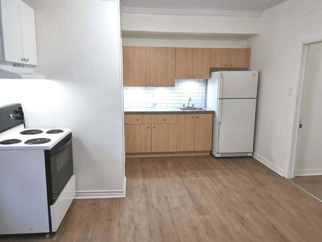 Appartement à Louer 239 Rue Montmagny, Québec Québec G1N 3A1, Notre Dame des Anges 6 photos | Logis Québec
