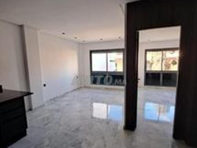 Appartement à louer 2 Mars