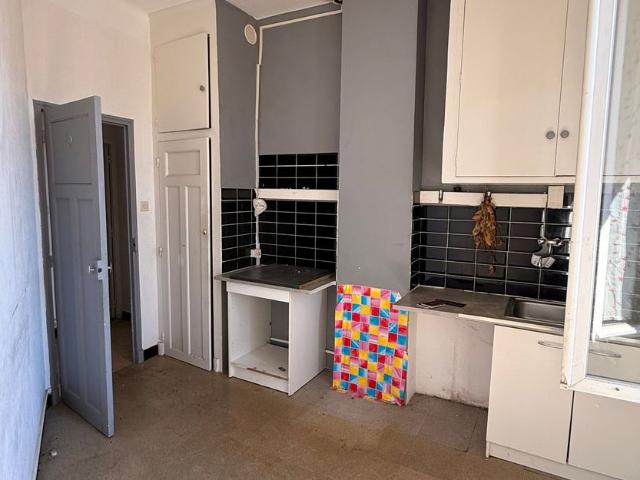 Appartement à louer 2 pièces • Marignane