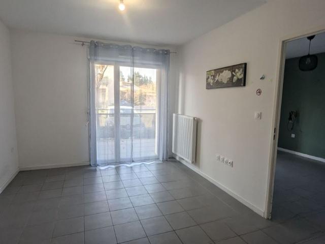 Appartement à louer 2 pièces • Montfavet Avignon