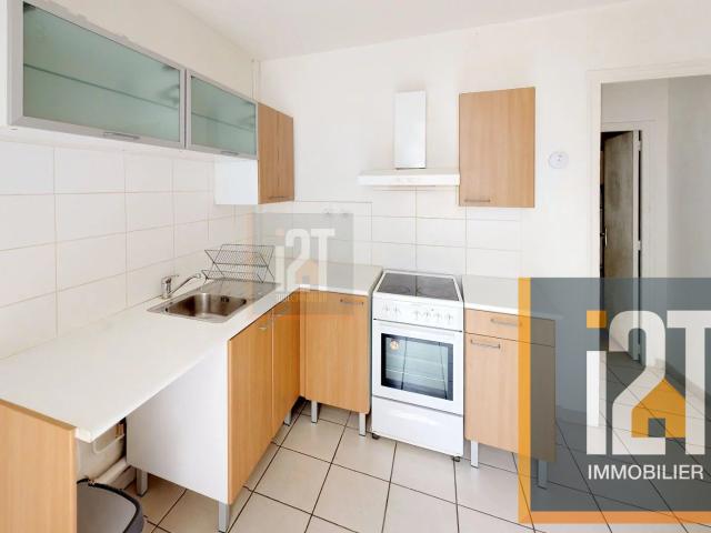 Appartement à louer, 2 pièces Nîmes 30000