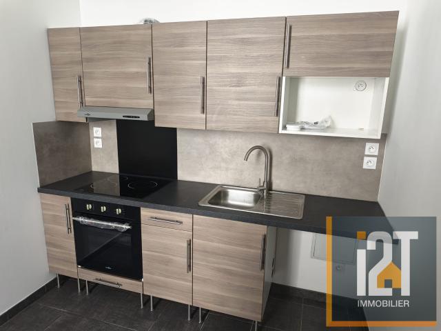 Appartement à louer, 2 pièces Nîmes 30000