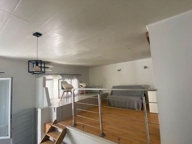Appartement à louer 2 pièces • Nîmes