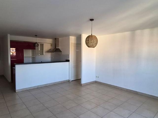 Appartement à louer 2 pièces • Agde