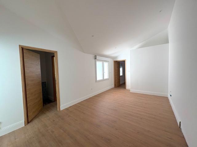 Appartement à louer 2 pièces AIRE SUR L'ADOUR 40