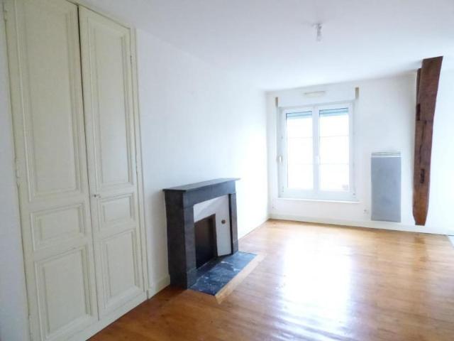 Appartement à louer, 2 pièces ANGERS 49000