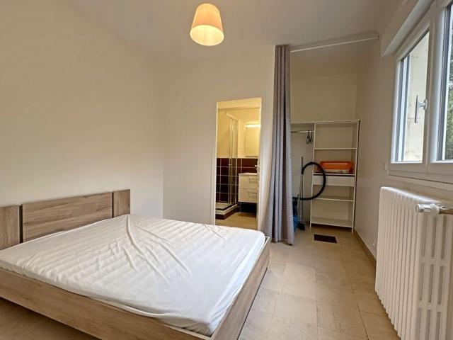 Appartement à louer 2 pièces • Bures sur Yvette