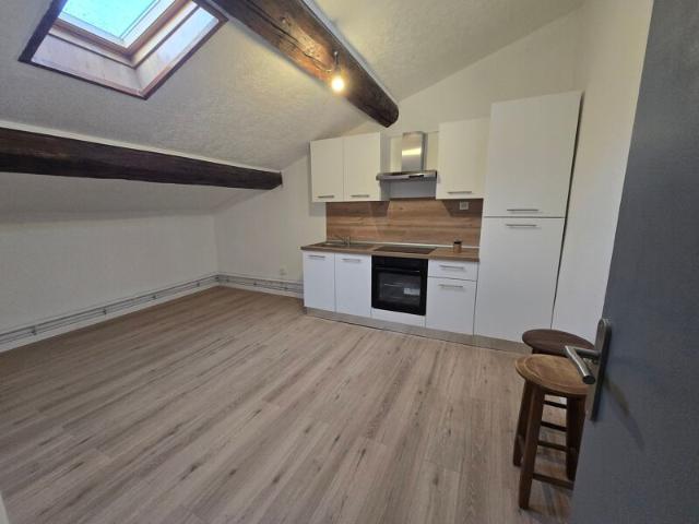 Appartement à louer 2 pièces • Bar le Duc