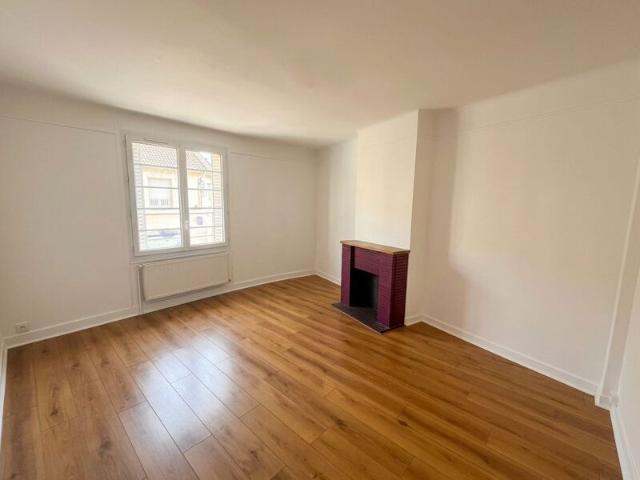 Appartement à louer 2 pièces • Beaumont sur Oise