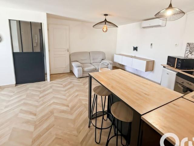 Appartement à louer 2 pièces • Bollène