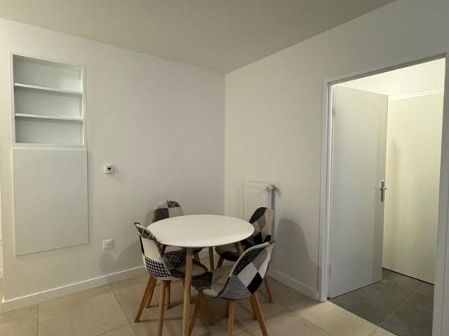 Appartement à louer 2 pièces • Bondy