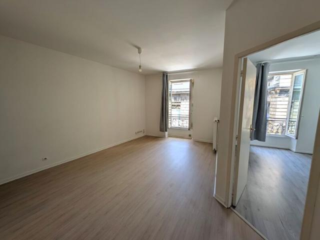 Appartement à louer 2 pièces • Bordeaux