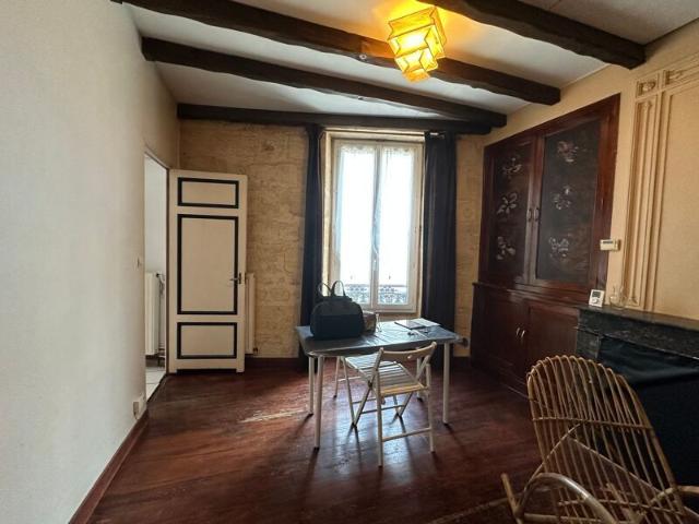 Appartement à louer 2 pièces • Bordeaux