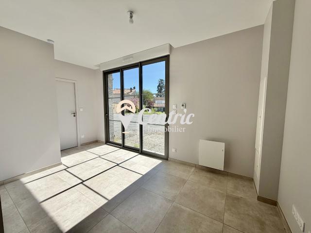 Appartement à louer, 2 pièces Bressuire 79300
