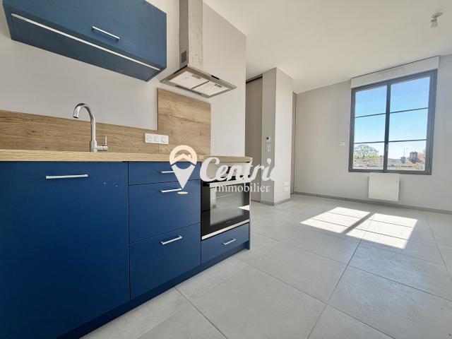 Appartement à louer, 2 pièces Bressuire 79300