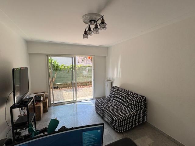 Appartement à louer 2 pièces • Cagnes sur Mer