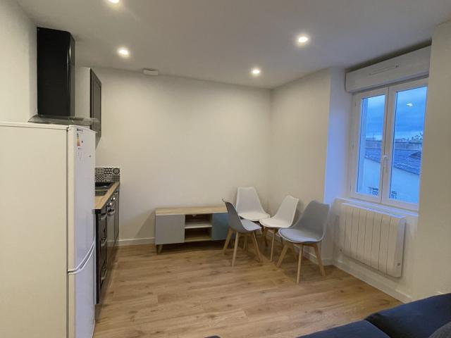 Appartement à louer, 2 pièces Castres 81100