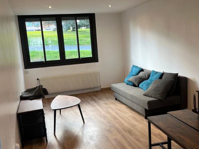 Appartement à louer 2 pièces • Champagne au Mont d'Or