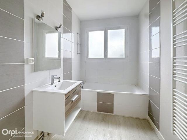Appartement à louer 2 pièces • Clermont Ferrand