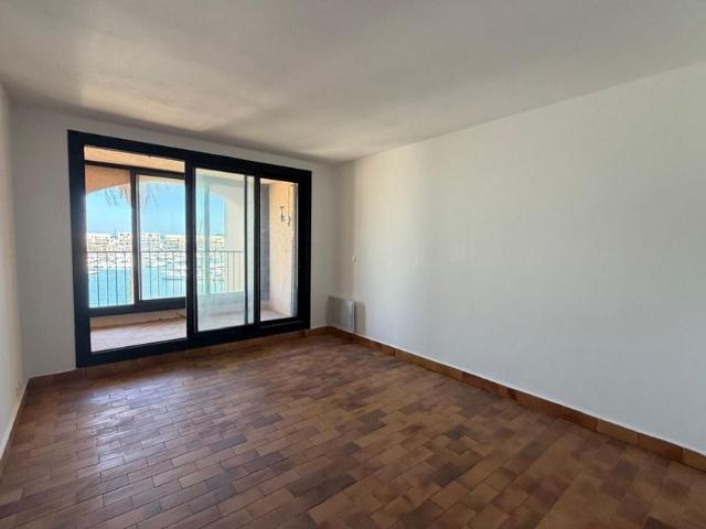 Appartement à louer 2 pièces • Cogolin