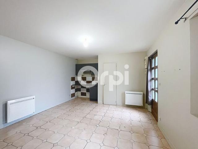 Appartement à louer 2 pièces • Compiègne