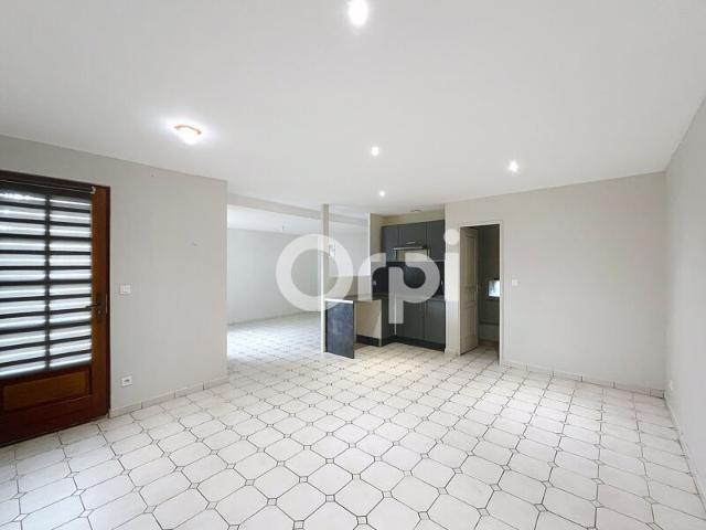 Appartement à louer 2 pièces • Compiègne