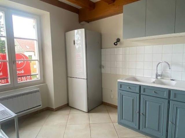 Appartement à louer 2 pièces • Gastins