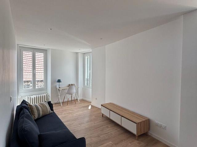 Appartement à louer 2 pièces • Gex