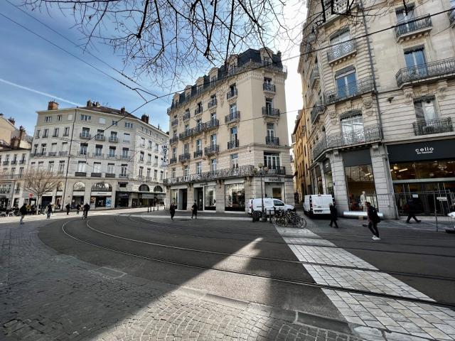 Appartement à louer, 2 pièces Grenoble 38000