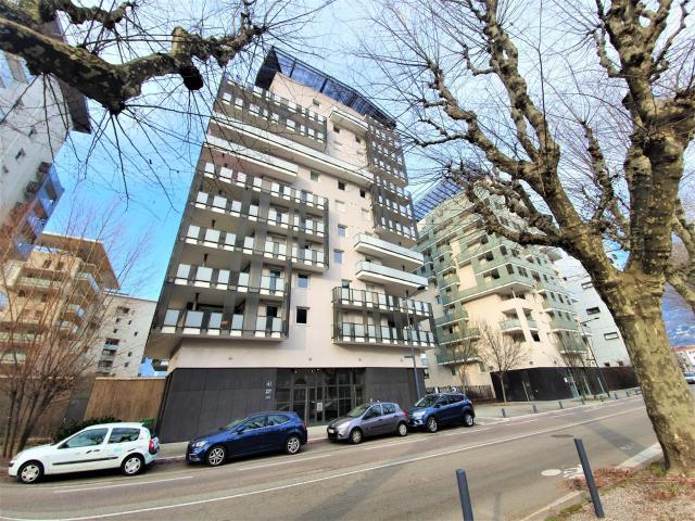 Appartement à louer, 2 pièces Grenoble 38000