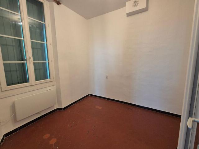 Appartement à louer 2 pièces • Istres