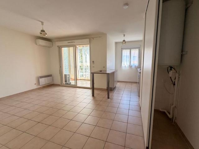 Appartement à louer 2 pièces • Istres