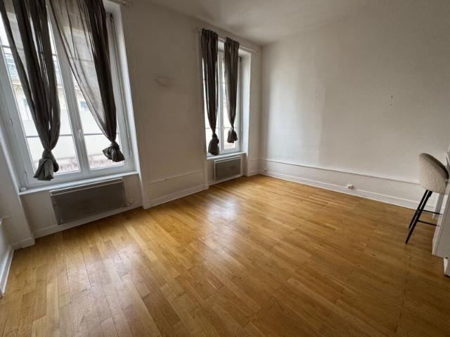 Appartement à louer 2 pièces • Lyon 7