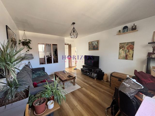 Appartement à louer, 2 pièces LA CHAPELLE EN SERVAL 60520