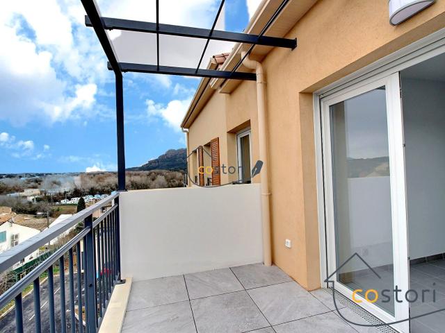 Appartement à louer, 2 pièces Le Muy 83490