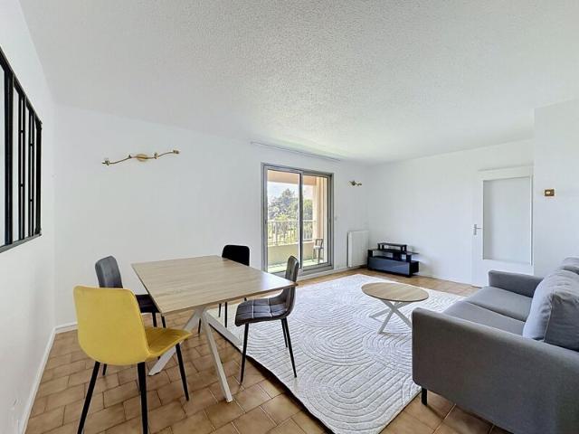 Appartement à louer 2 pièces • Le Cannet