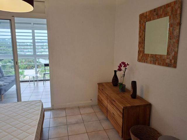 Appartement à louer 2 pièces • Le Gosier