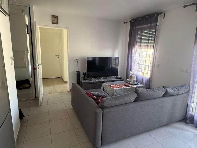 Appartement à louer 2 pièces • Rosny sous Bois