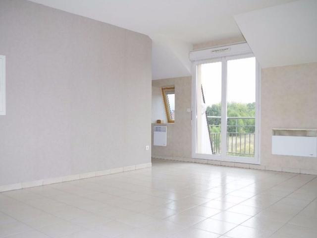 Appartement à louer 2 pièces • Roye