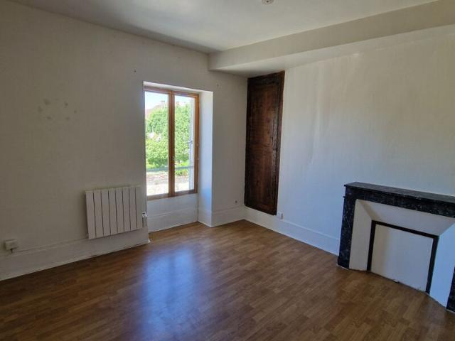 Appartement à louer 2 pièces • Rozay en Brie