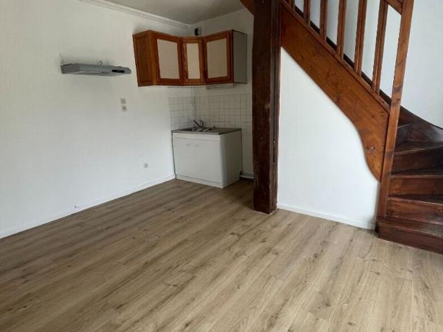 Appartement à louer 2 pièces • Saâcy sur Marne