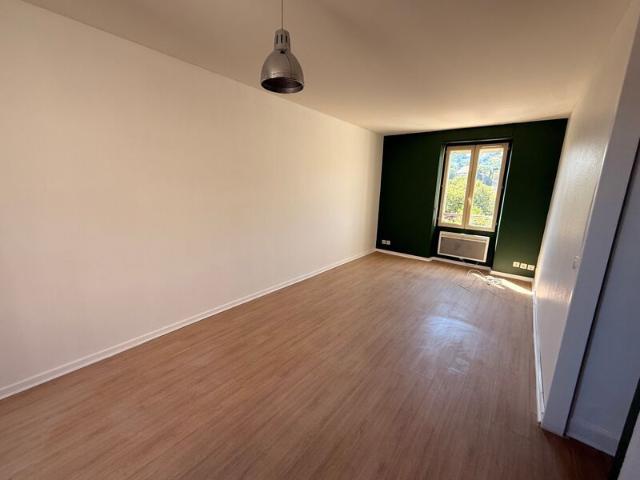 Appartement à louer 2 pièces • Saint Marcellin
