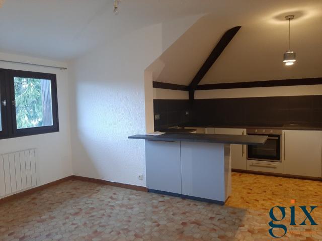 Appartement à louer, 2 pièces Saint Ismier 38330