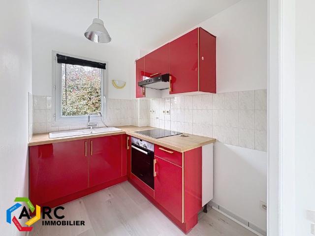 Appartement à louer, 2 pièces Saint Jean de la Ruelle 45140