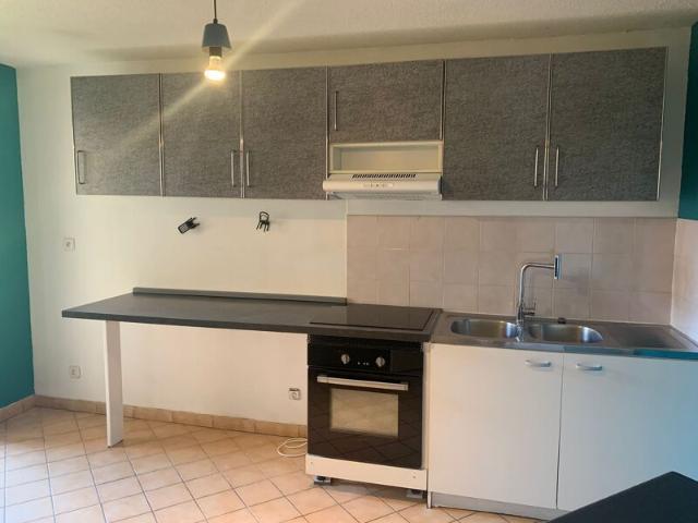 Appartement à louer 2 pièces • Saint Symphorien d'Ozon
