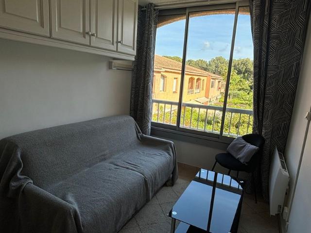 Appartement à louer 2 pièces • Sanary sur Mer