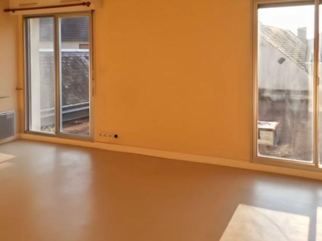 Appartement à louer 2 pièces • Selles sur Cher